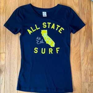 HOLLISTER T-SHIRT